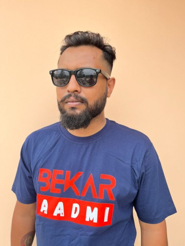 Bekar Aadmi T-shirt